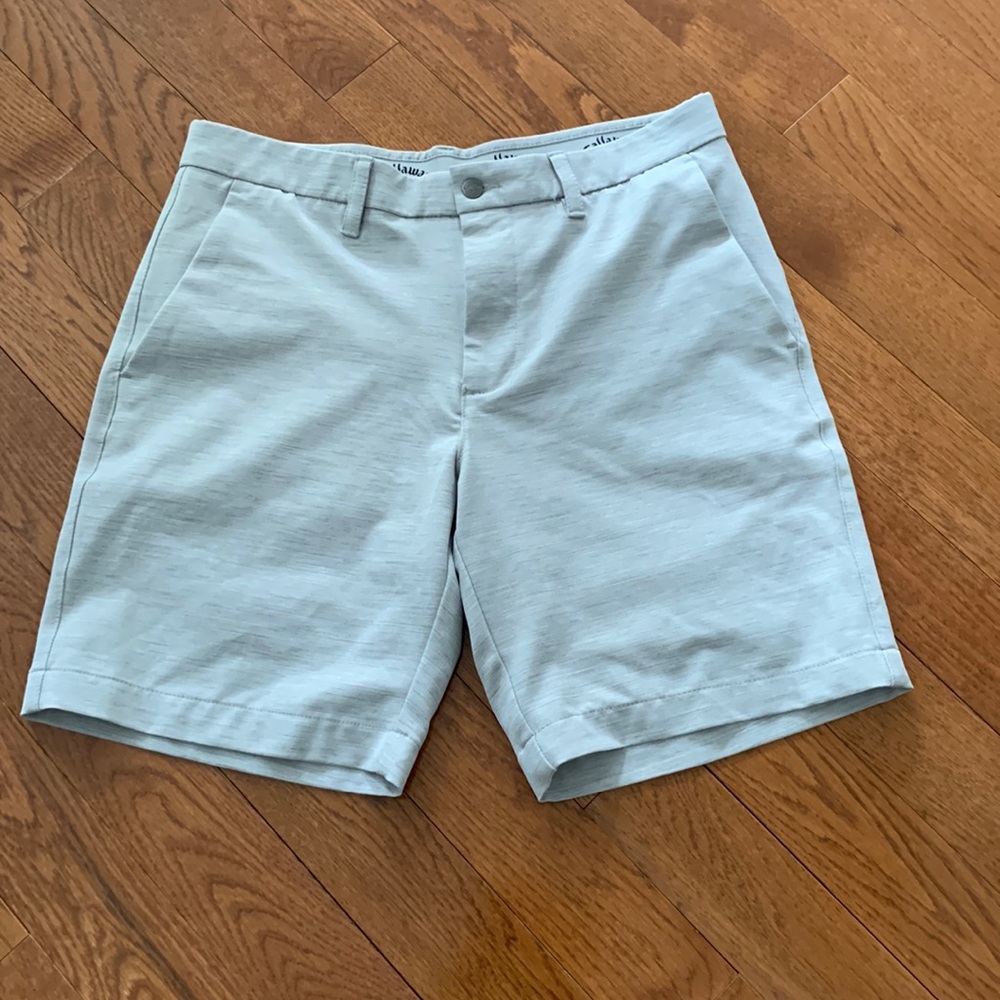 Callaway Mens golf shorts size 32